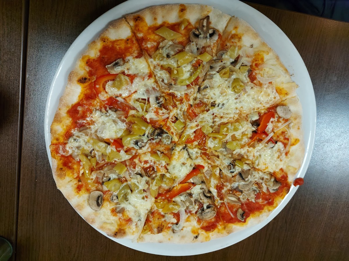 Baris Döner Pizzahaus & Louge-10